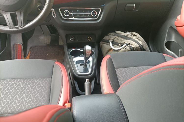 Used JAC Group iEV6E 2018 Upgraded iEV6E Luxury Model Gear Lever