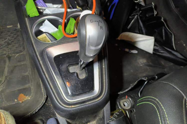 Used JAC Group iEV6E 2018 Upgraded Edition iEV6E Luxury Smart Model Gear Lever