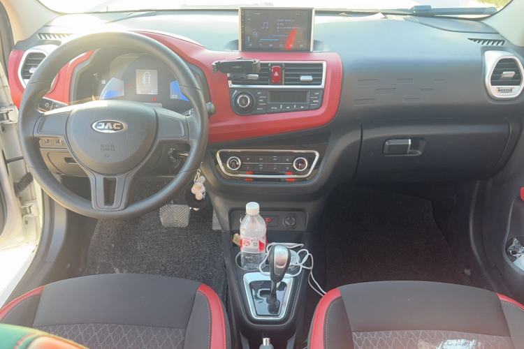 Used JAC Group iEV6E 2018 Upgraded iEV6E Luxury Model Gear Lever