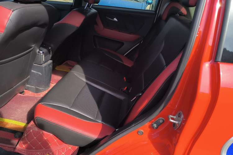 Used JAC Group iEV6E 2018 Upgraded Edition iEV6E Luxury Smart Model Interior 3