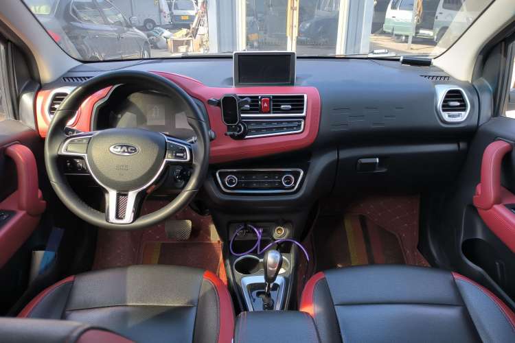 Used JAC Group iEV6E 2018 Upgraded Edition iEV6E Luxury Smart Model Interior 5