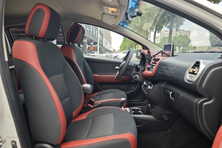 Used JAC Group iEV6E 2018 Upgraded iEV6E Luxury Model Interior 7