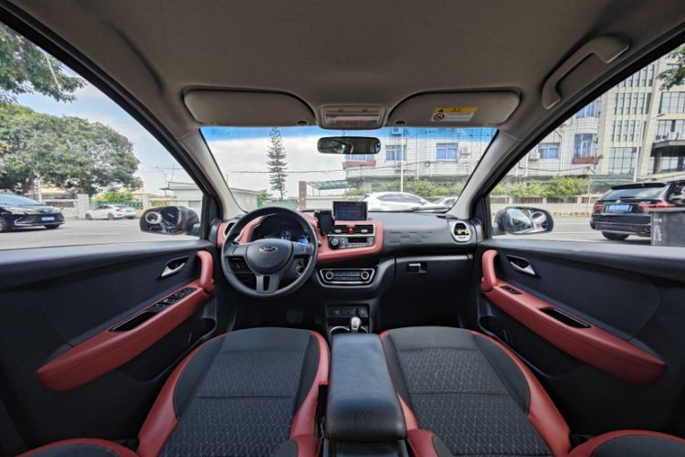 Used JAC Group iEV6E 2018 Upgraded iEV6E Luxury Model Interior 9