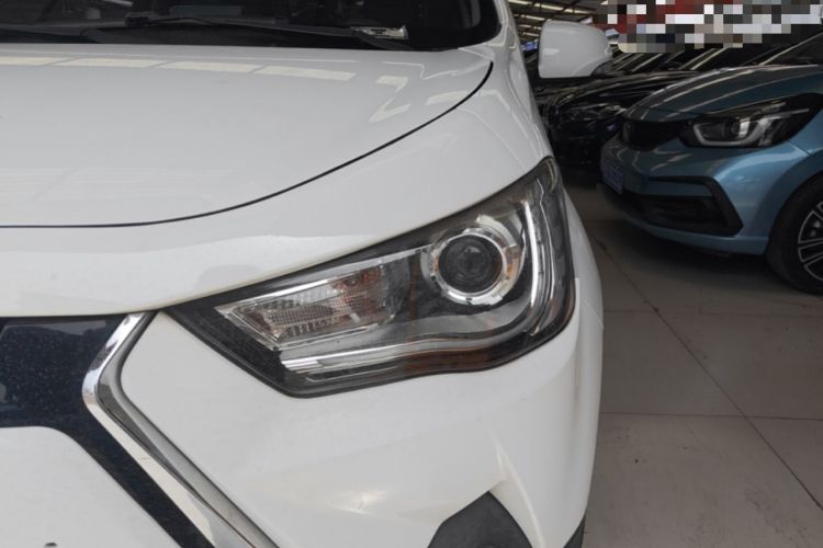 Used JAC Group iEV6E 2018 Sport Edition iEV6E Luxury Smart Enjoyment Version Left Front Headlight