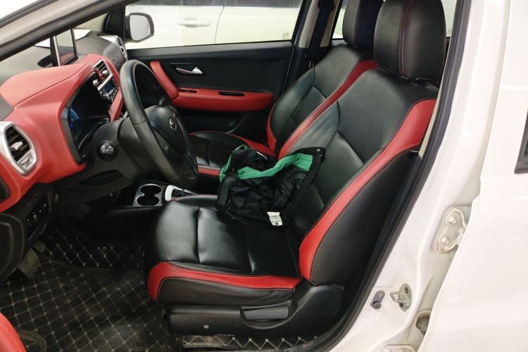 Used JAC Group iEV6E 2018 Upgraded iEV6E Luxury Model Left Front Seat