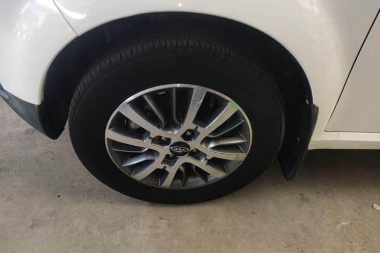 Used JAC Group iEV6E 2018 Sport Edition iEV6E Luxury Smart Enjoyment Version Left Front Wheel Hub