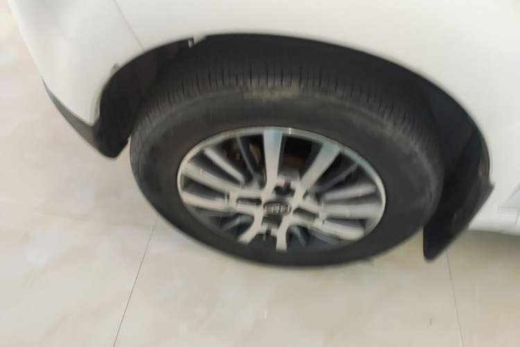 Used JAC Group iEV6E 2018 Sport Edition iEV6E Luxury Smart Enjoyment Version Left Front Wheel Hub