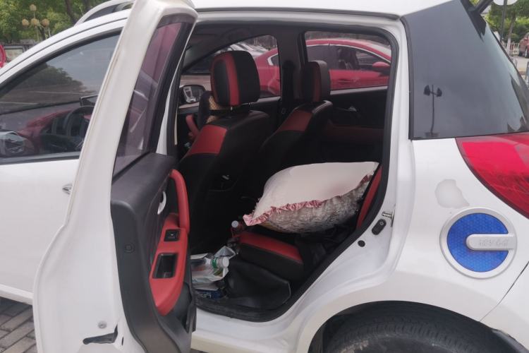 Used JAC Group iEV6E 2018 Sport Edition iEV6E Luxury Smart Enjoyment Version Left Rear Seat