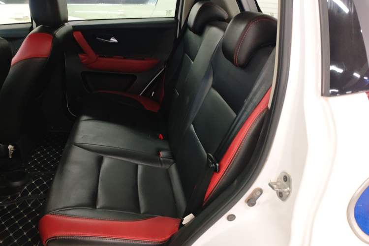 Used JAC Group iEV6E 2018 Upgraded iEV6E Luxury Model Left Rear Seat
