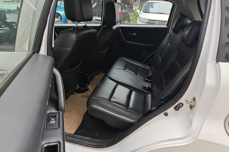 Used JAC Group iEV6E 2018 Sport Edition iEV6E Luxury Smart Enjoyment Version Left Rear Seat