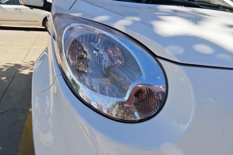 Used JAC Group iEV6E 2018 Upgraded Edition iEV6E Luxury Smart Model Right Front Headlight