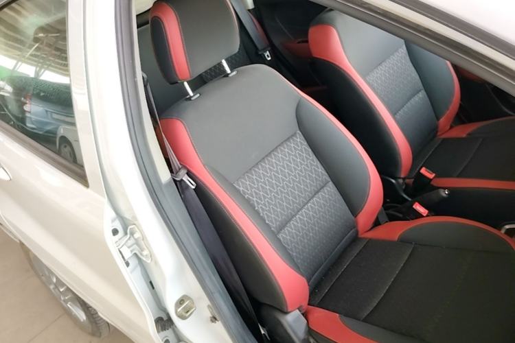 Used JAC Group iEV6E 2018 Upgraded iEV6E Luxury Model Right Front Seat