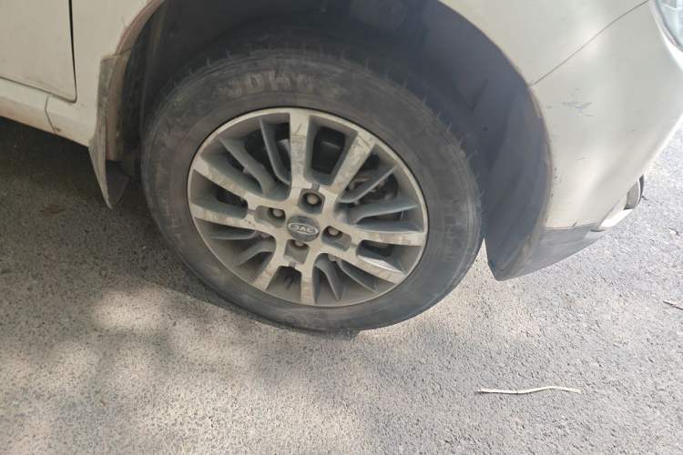 Used JAC Group iEV6E 2018 Sport Edition iEV6E Luxury Smart Enjoyment Version Right Front Wheel Hub