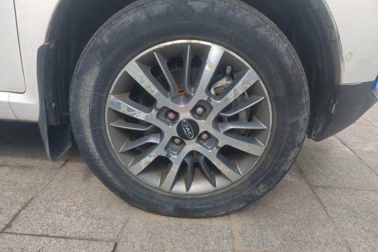 Used JAC Group iEV6E 2018 Sport Edition iEV6E Luxury Smart Enjoyment Version Right Front Wheel Hub