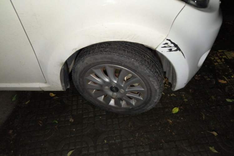 Used JAC Group iEV6E 2018 Upgraded Edition iEV6E Luxury Smart Model Right Front Wheel Hub
