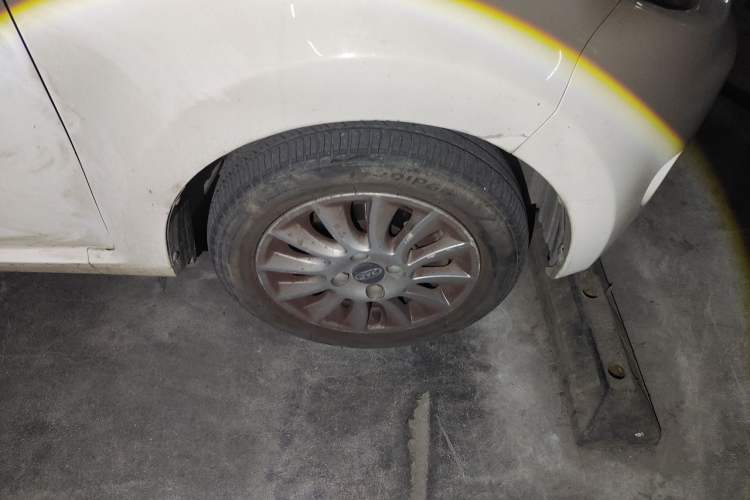 Used JAC Group iEV6E 2018 Upgraded Edition iEV6E Luxury Smart Model Right Front Wheel Hub