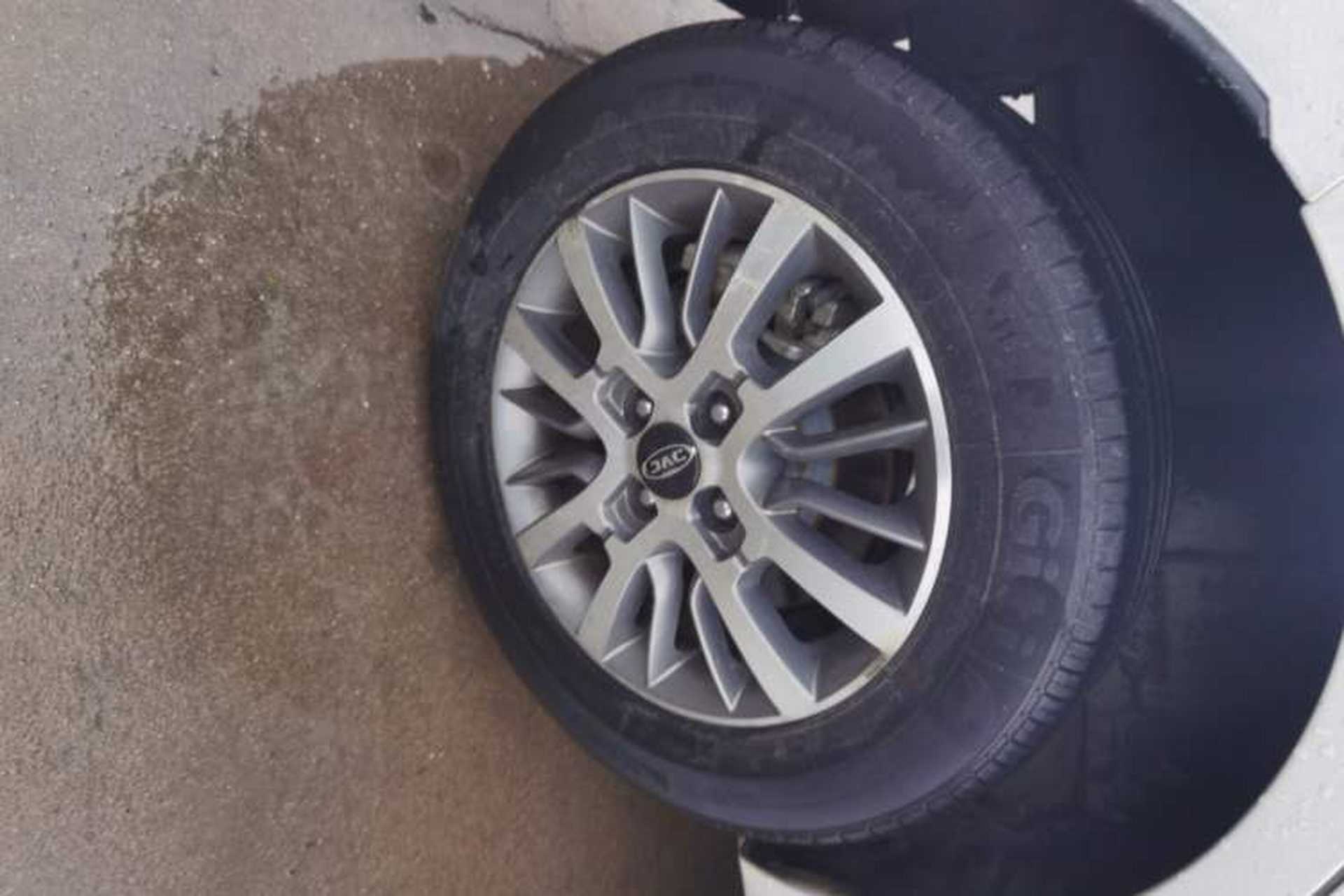 Used JAC Group iEV6E 2018 Sport Version iEV6E Smart Edition Right Rear Wheel Hub
