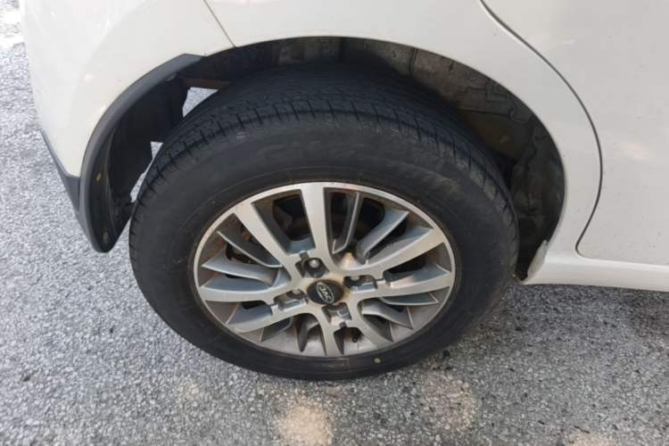 Used JAC Group iEV6E 2018 Sport Edition iEV6E Luxury Smart Enjoyment Version Right Rear Wheel Hub