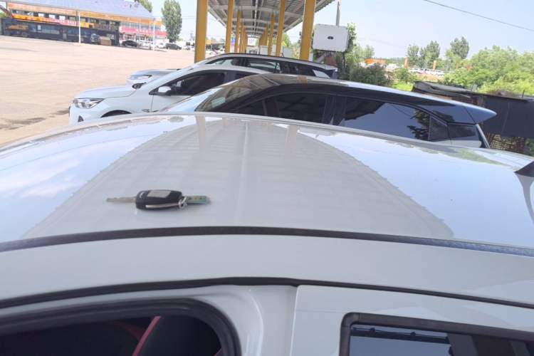Used JAC Group iEV6E 2018 Upgraded iEV6E Luxury Model Roof
