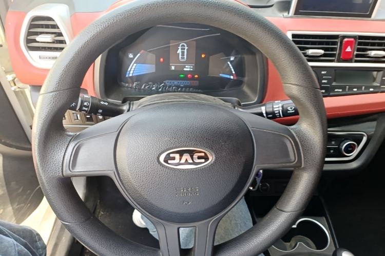 Used JAC Group iEV6E 2018 Upgraded iEV6E Luxury Model Steering Wheel
