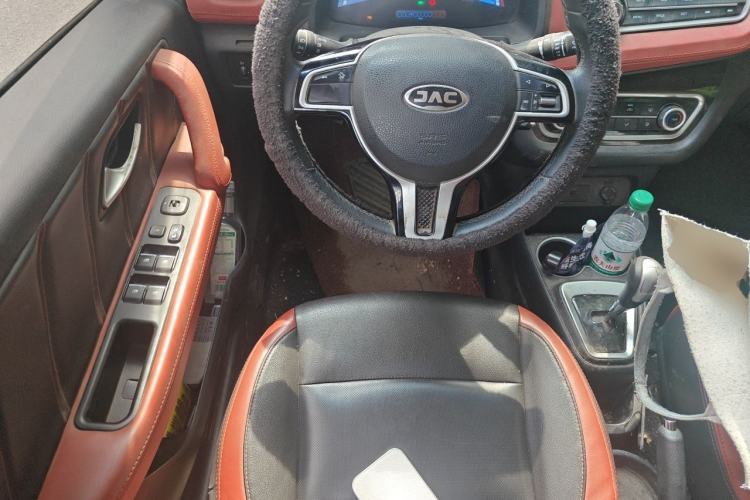 Used JAC Group iEV6E 2018 Sport Edition iEV6E Luxury Smart Enjoyment Version Steering Wheel
