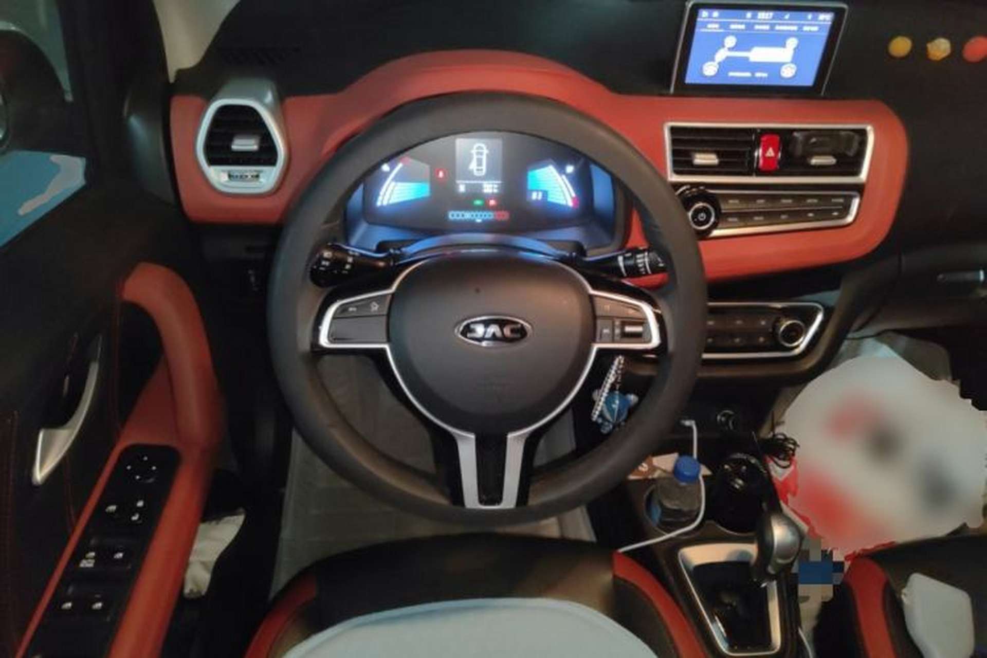 Used JAC Group iEV6E 2018 Upgraded Edition iEV6E Luxury Smart Model Steering Wheel