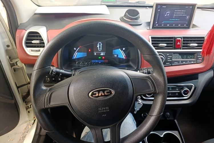 Used JAC Group iEV6E 2018 Upgraded iEV6E Luxury Model Steering Wheel