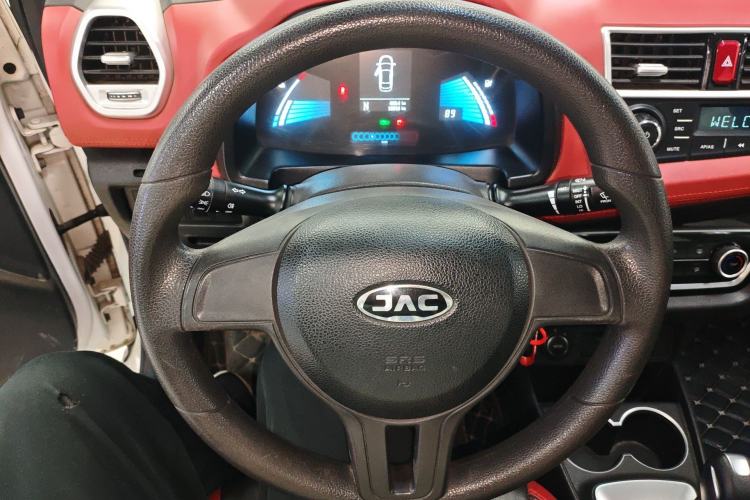 Used JAC Group iEV6E 2018 Upgraded iEV6E Luxury Model Steering Wheel