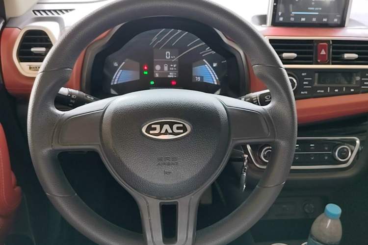 Used JAC Group iEV6E 2018 Upgraded iEV6E Luxury Model Steering Wheel
