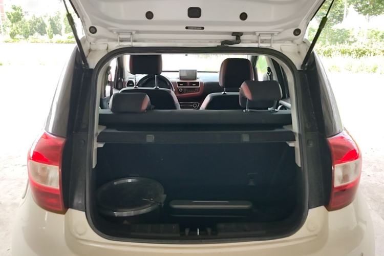 Used JAC Group iEV6E 2018 Upgraded iEV6E Luxury Model Trunk
