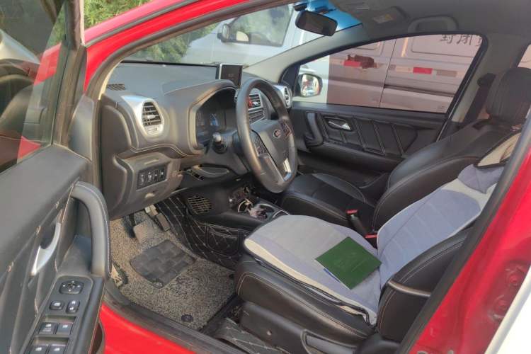 Used JAC Group iEV6E 2019 Upgraded Model iEV6E Luxury Smart Version Driver Seat