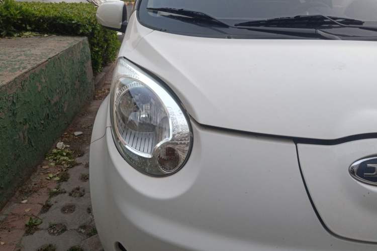 Used JAC Group iEV6E 2019 Upgraded Model iEV6E Luxury Smart Version Right Front Headlight