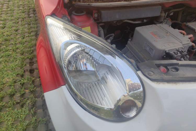 Used JAC Group iEV6E 2019 Upgraded Model iEV6E Luxury Smart Version Right Front Headlight