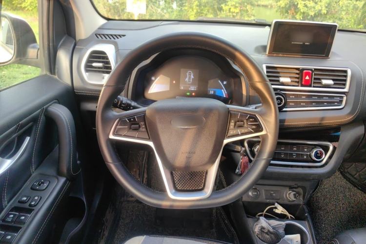 Used JAC Group iEV6E 2019 Upgraded Model iEV6E Luxury Smart Version Steering Wheel