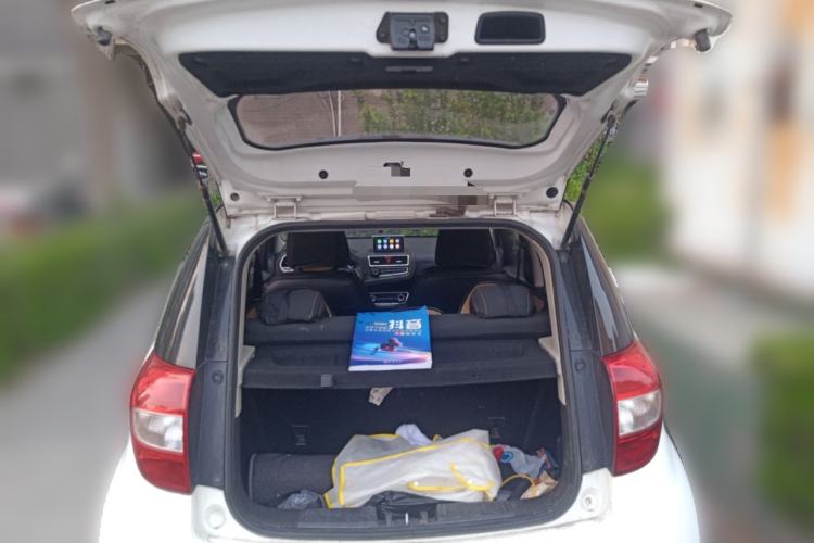 Used JAC Group iEV6E 2019 Upgraded Model iEV6E Luxury Smart Version Trunk