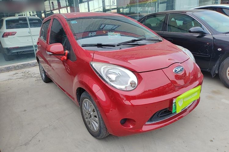 Used JAC Group iEV6E 2019 Upgraded iEV6E Luxury Model Front Right 45 Deg