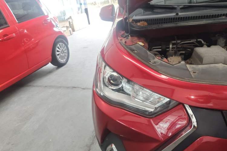 Used JAC Group iEV6E 2019 Sport Edition iEV6E Deluxe Smart Version Right Front Headlight