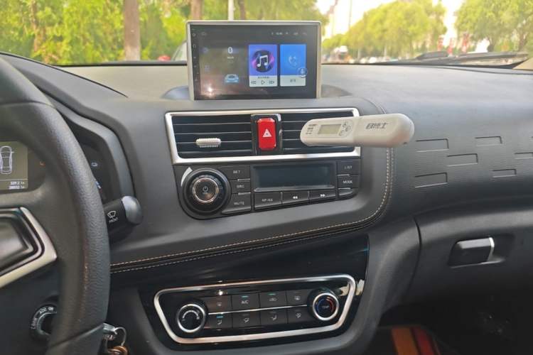 Used JAC Group iEV6E 2019 Youth Edition iEV6E Luxury Model Audio And AC Panel