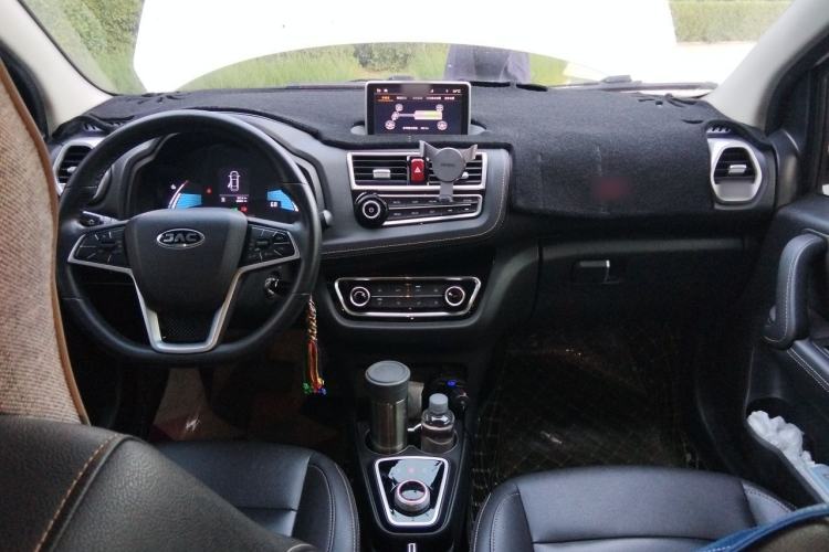 Used JAC Group iEV6E 2019 Sports Edition iEV6E Deluxe Smart Version with Premium Features Center Console