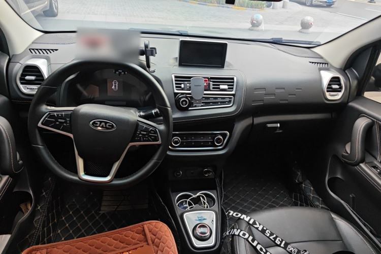 Used JAC Group iEV6E 2019 Sports Edition iEV6E Deluxe Smart Version with Premium Features Center Console
