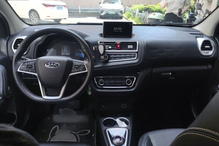 Used JAC Group iEV6E 2019 Sport Edition iEV6E Deluxe Smart Version Center Console