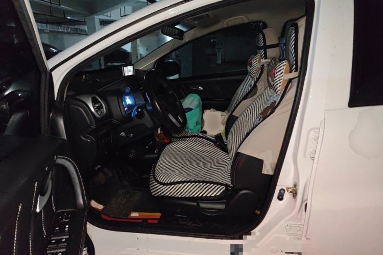 Used JAC Group iEV6E 2019 Sports Edition iEV6E Deluxe Smart Version with Premium Features Driver Seat