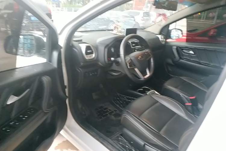 Used JAC Group iEV6E 2019 Upgraded Model iEV6E Luxury Smart Version Driver Seat