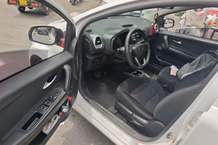 Used JAC Group iEV6E 2019 Upgraded iEV6E Luxury Deluxe Edition Driver Seat