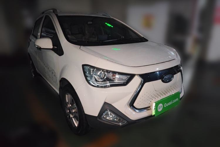 Used JAC Group iEV6E 2019 Sports Edition iEV6E Deluxe Smart Version with Premium Features Front Right 45 Deg