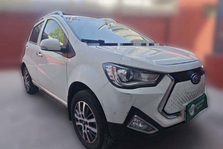 Used JAC Group iEV6E 2019 Sports Edition iEV6E Deluxe Smart Version with Premium Features Front Right 45 Deg