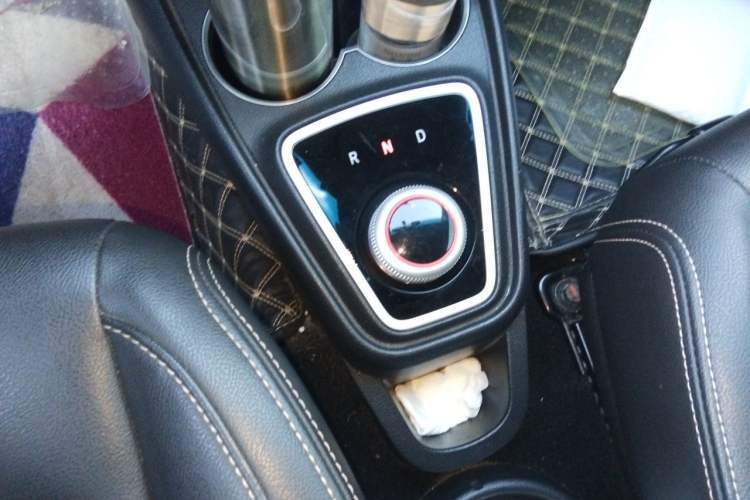 Used JAC Group iEV6E 2019 Sports Edition iEV6E Deluxe Smart Version with Premium Features Gear Lever