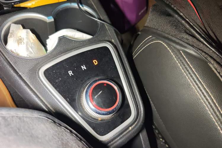Used JAC Group iEV6E 2019 Sport Edition iEV6E Deluxe Smart Version Gear Lever