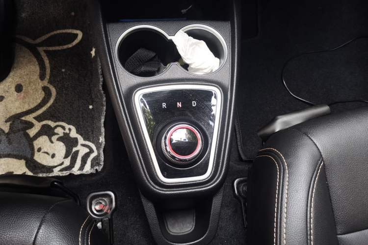 Used JAC Group iEV6E 2019 Sport Edition iEV6E Deluxe Smart Version Gear Lever
