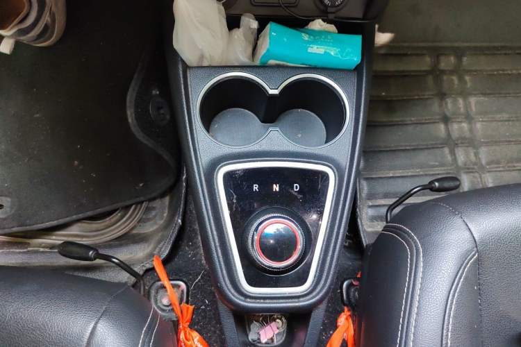 Used JAC Group iEV6E 2019 Sports Edition iEV6E Deluxe Smart Version with Premium Features Gear Lever